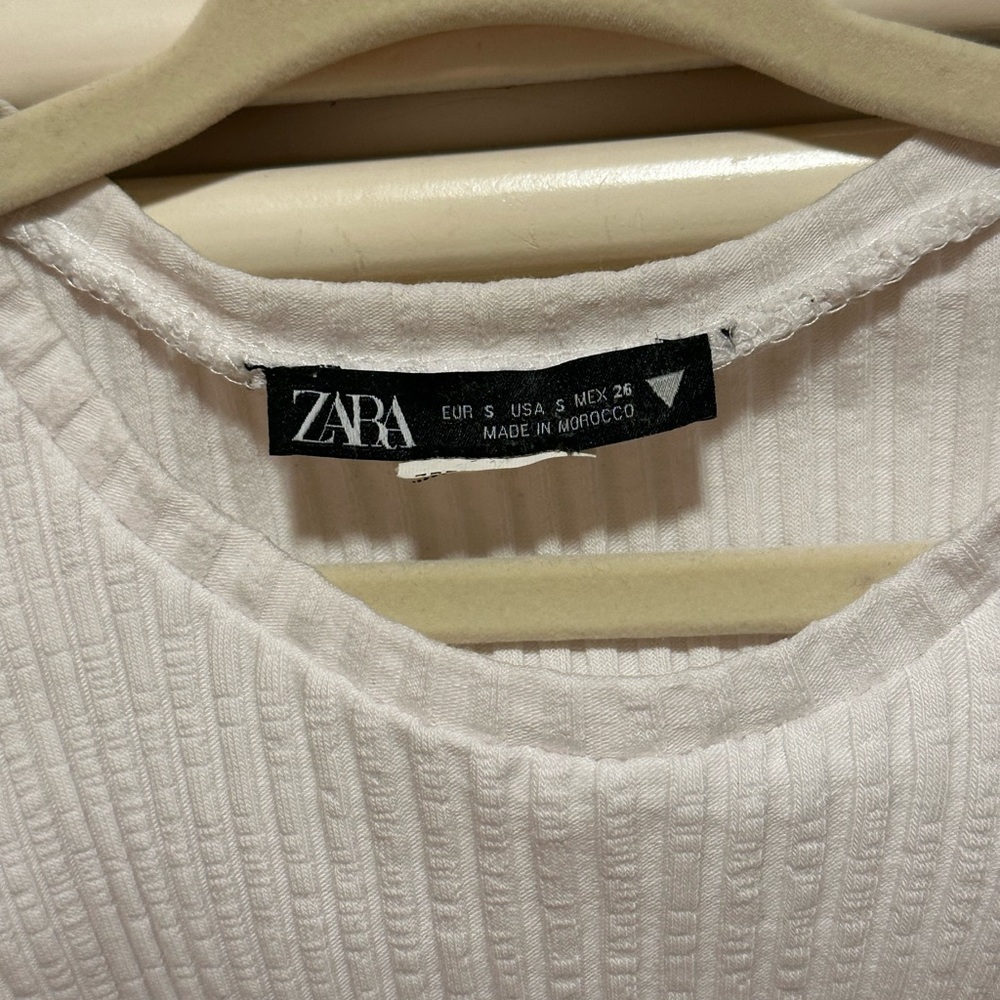 Zara Women's Cream Ribbed Tank Top - Picture 4 of 5